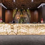 Premier Luxury Mountain