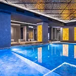 Premier Luxury Mountain
