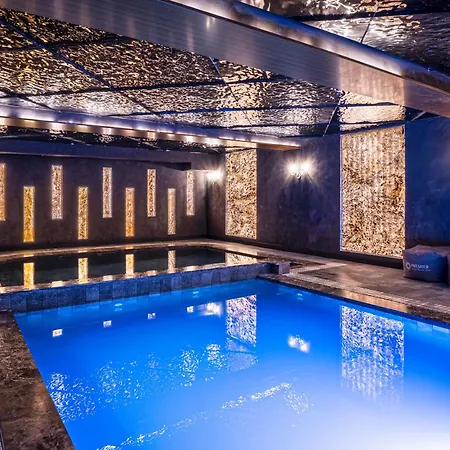 Premier Luxury Mountain מלון 5*