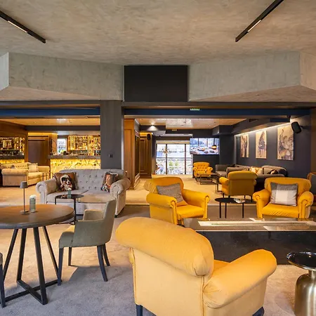 Premier Luxury Mountain Hotel