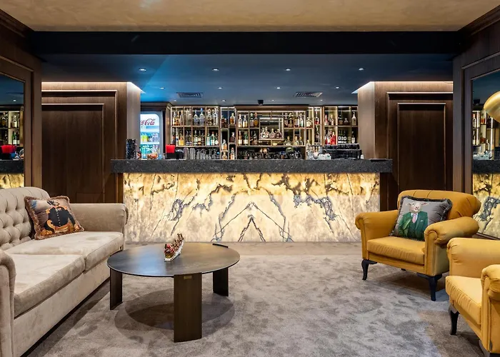 Premier Luxury Mountain Hotel