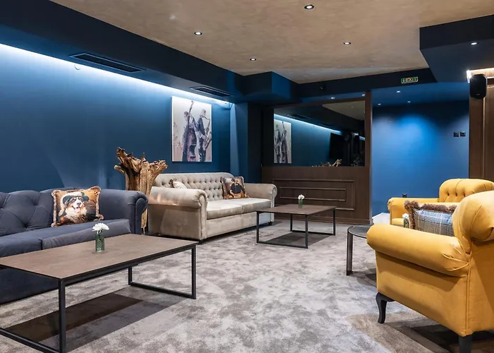 プレミア ラグジュアリー マウンテン ホテル 5*